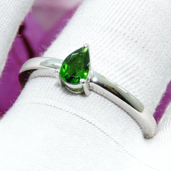 Faceted Chrome diopside Gemstone Silver Ring, Divine Statement Ring, Size:-9US - Picture 1 of 5